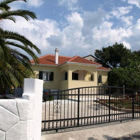 Apartment Marina Supetar Luaran gambar