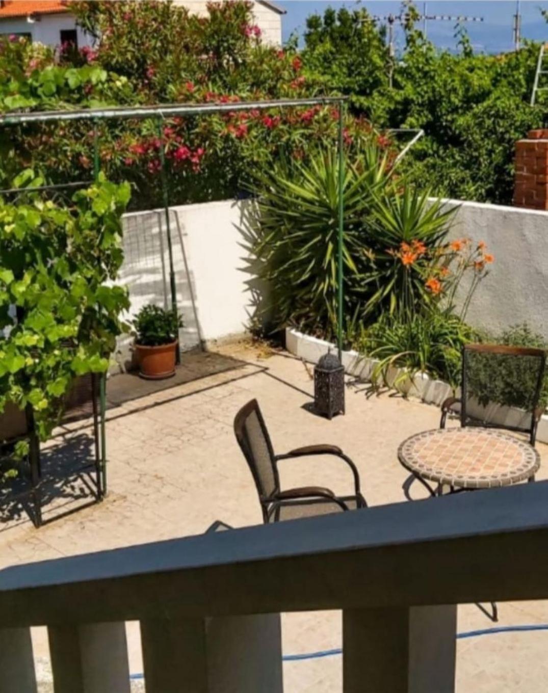Apartment Marina Supetar Luaran gambar